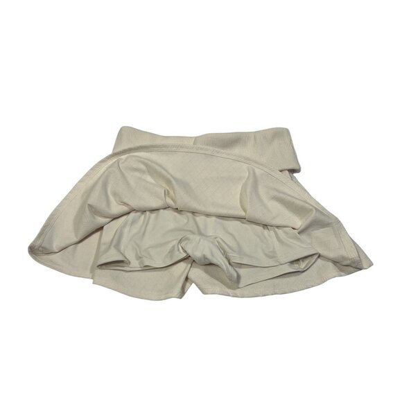 ALO Yoga Doubles Only Skirt in Ivory - Picture 3 of 7